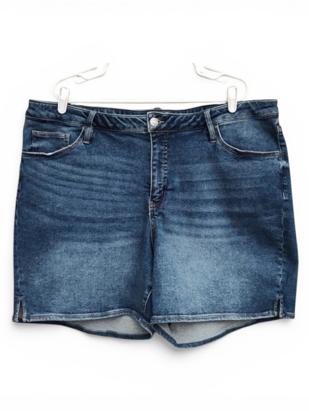 Ava & Viv High Rise Dark Wash Split Hem Jean Shorts Size 20